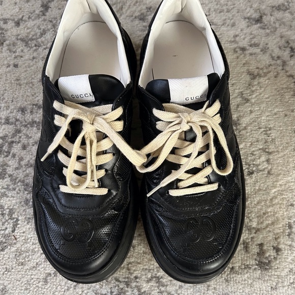 Gucci GG Men’s Chunky Embossed sneakers, size 7. #669682 03B Black. Excellent. - Picture 1 of 12